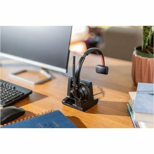 Poly Savi 8210/8220 Office Wireless Headset Plantronics/ Poly