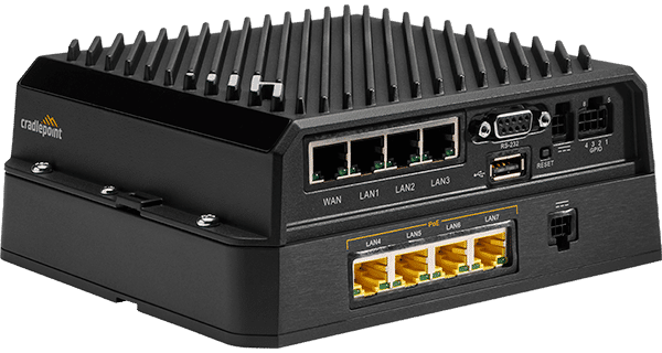 Cradlepoint R1900 Managed Accessory - PoE Switch