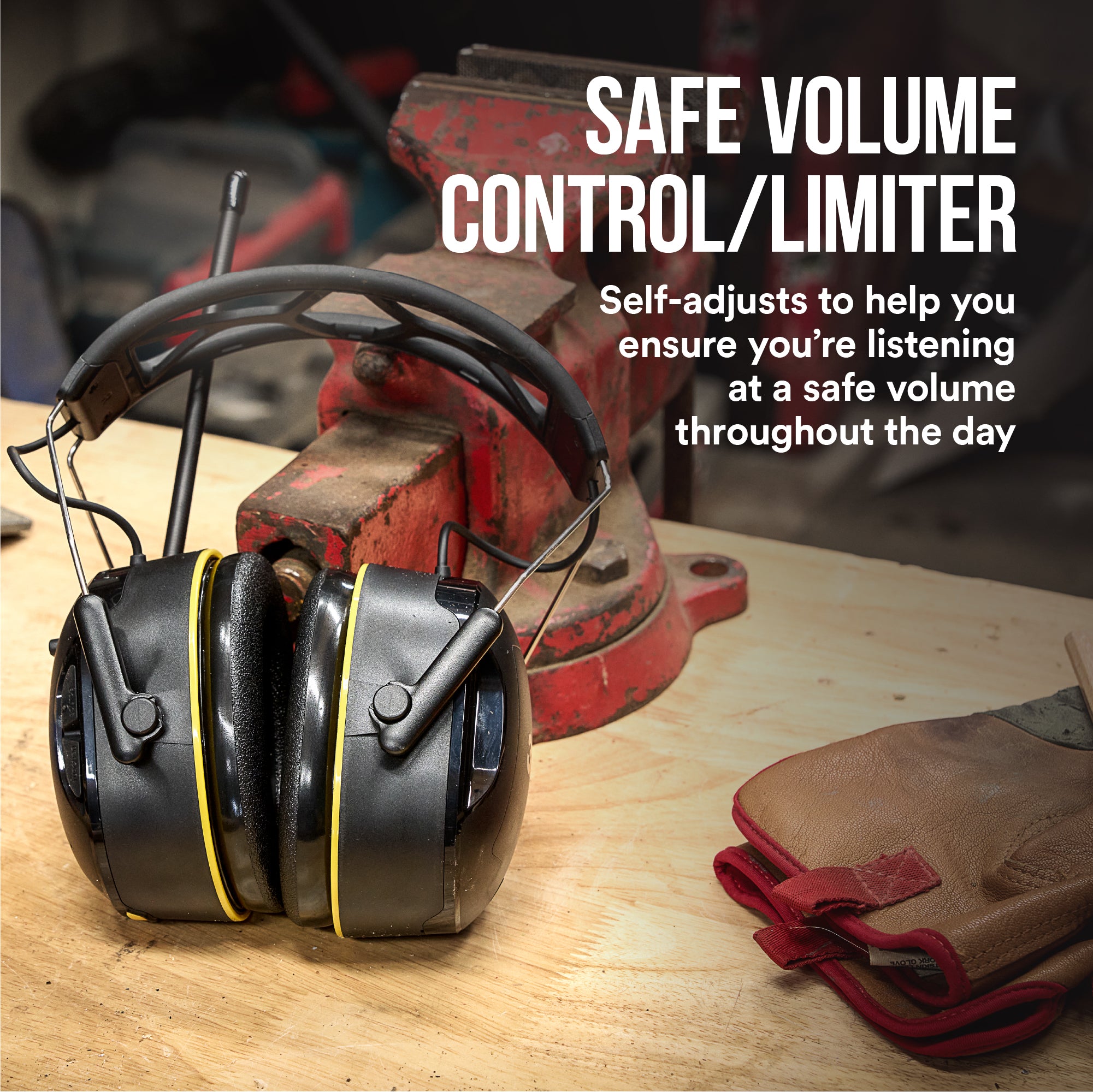 3M™ WorkTunes™ Connect + AM/FM Wireless Hearing Protector with Bluetooth® Technology, 90572-DC